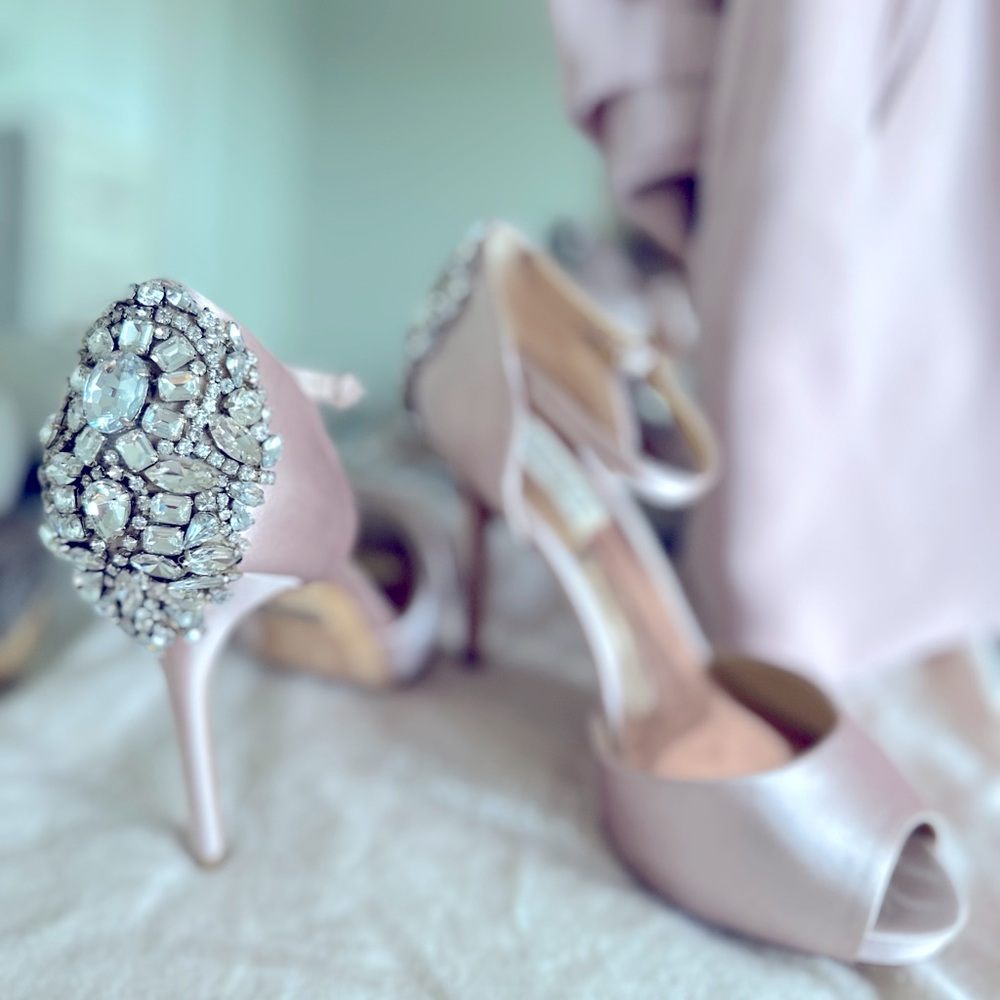 Badgley Mischka Light Pink Heels